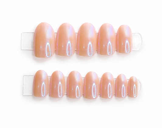 Nude Iridescent Pearl Round